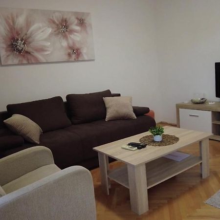 Apartment Dina Omiš Extérieur photo