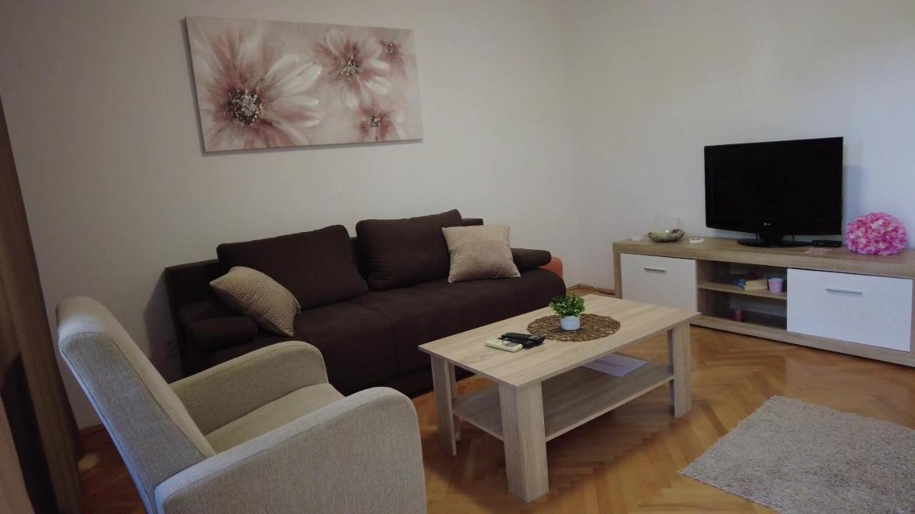 Apartment Dina Omiš Extérieur photo